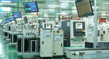 京东11.11国货之光探厂中兴智造基地 揭秘随身WiFi凭何成为超级网络爆品